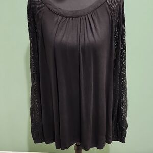 Zac & Rachel Black Textured Sleeve Blouse